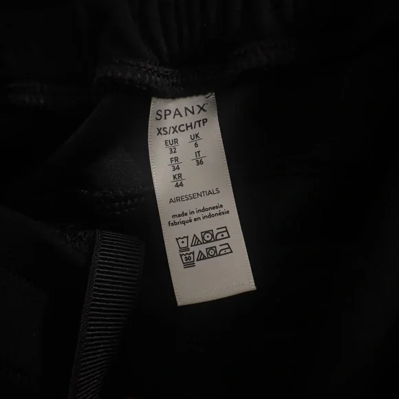 SPANX Black Women's Sweater - Picture 5 of 6